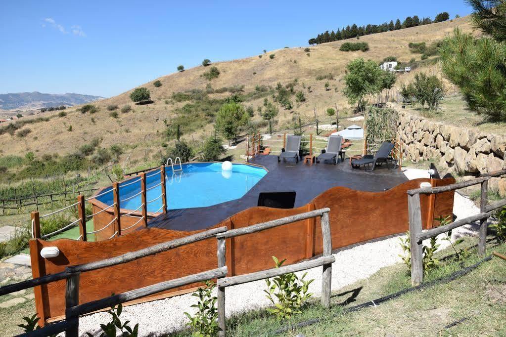 Turismo Rurale Leanza Guest House Cesaro Exterior photo